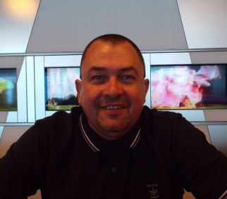 Biographies | Neil Mundell-Phipps – ‘The Chief Happiness Officer’